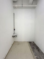 Bedok Reservoir Road (D16), Shop House #571728141